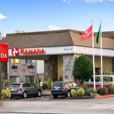 Hotel Ramada By Wyndham Kent Seattle Area Esterno foto